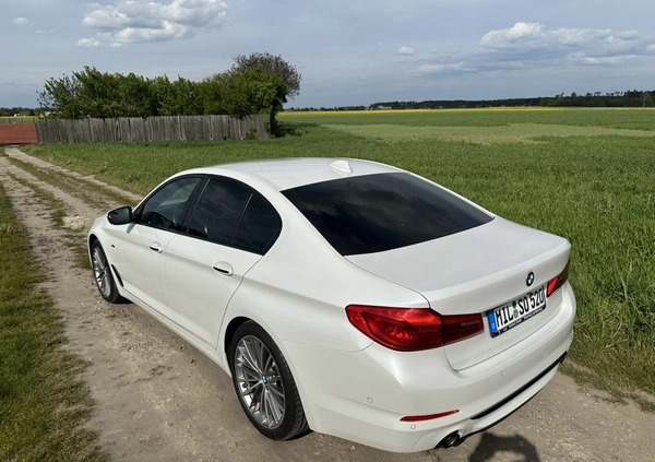 BMW Seria 5 cena 122500 przebieg: 79000, rok produkcji 2017 z Świdwin małe 92